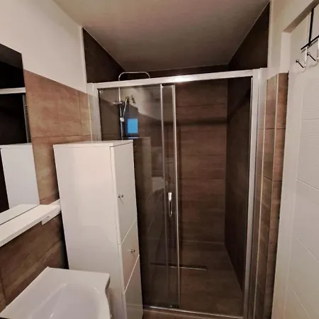 Avanzato Apartamento Neufra