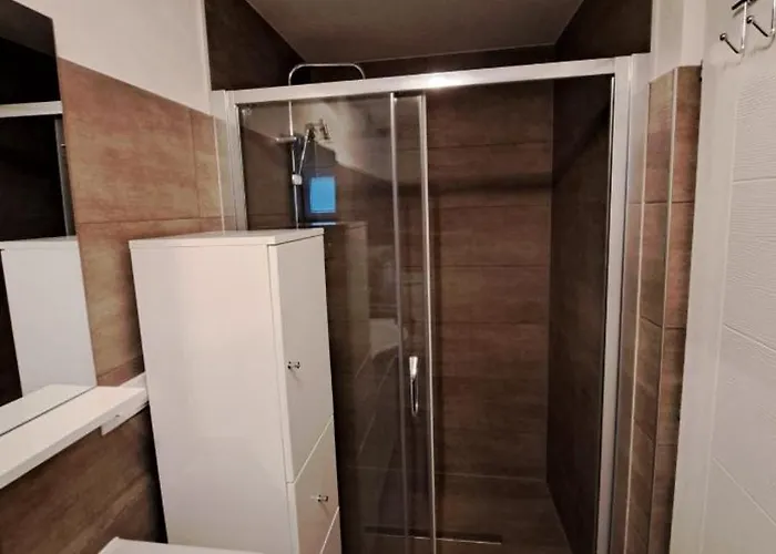 Avanzato Apartamento Neufra